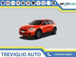Rosso / pastello Usata 2023 Fiat 600 La Prima SUV | 20.900 € (Buon prezzo)