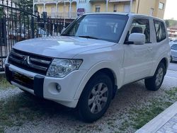 Bianco Usata 2011 Mitsubishi Pajero Intense SUV | 15.000 € (Buon prezzo)