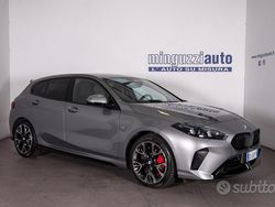 Grigio Usata 2024 BMW 118 M Sport Due volumi | 33.900 € (Buon prezzo)