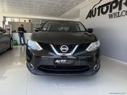 Nero Usata 2016 Nissan Qashqai N-Vision SUV | 9800 € (Buon prezzo)
