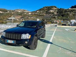 Blu Usata 2009 Jeep Grand Cherokee Overland SUV | 5500 €