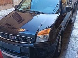 Usata 2011 Ford Fusion Due volumi | 3499 € (Buon prezzo)
