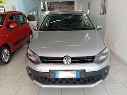 Grigio Usata 2016 VW Polo Cross Due volumi | 8800 € (Buon prezzo)