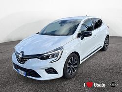 Bianco Usata 2023 Renault Clio V Intens Due volumi | 17.300 € (Buon prezzo)