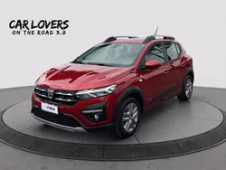 Rosso Usata 2022 Dacia Sandero Comfort Due volumi | 13.492 € (Buon prezzo)