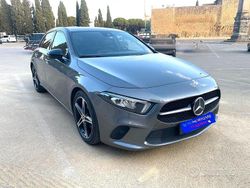 Grigio Usata 2022 Mercedes A180 Premium Tre volumi | 22.990 € (Super prezzo)