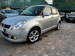 Grigio Usata 2007 Suzuki Swift GL Tre volumi | 4900 € (Buon prezzo)