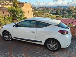 Bianco Usata 2011 Renault Mégane Coupé Coupé | 4000 € (Buon prezzo)