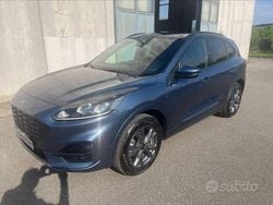 Chrome blue Usata 2022 Ford Kuga ST-Line SUV | 23.950 € (Buon prezzo)