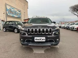 Grigio scuro Usata 2017 Jeep Cherokee Limited SUV | 14.990 € (Buon prezzo)