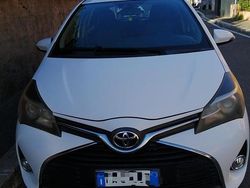 Bianco Usata 2015 Toyota Yaris Due volumi | 7500 €