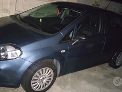 Grigio Usata 2018 Fiat Punto Due volumi | 6500 € (Buon prezzo)