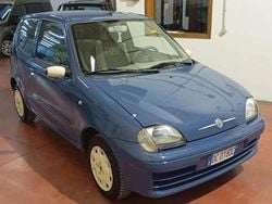 Blu/azzurro Usata 2006 Fiat 600 Anniversary Due volumi | 3500 € (Buon prezzo)