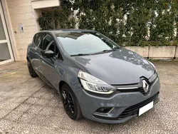 Grigio Usata 2019 Renault Clio IV Tre volumi | 13.900 € (Molto cara)