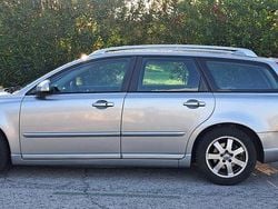 Argento Usata 2011 Volvo V50 Station wagon | 2000 € (Molto cara)