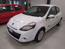 Bianco Usata 2012 Renault Clio Dynamique Tre volumi | 2900 €