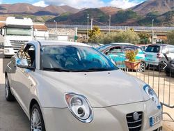 Bianco Usata 2010 Alfa Romeo MiTo Due volumi | 4500 € (Molto cara)