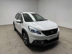 Bianco Usata 2017 Peugeot 2008 Allure SUV | 9900 € (Buon prezzo)