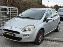 Grigio Usata 2015 Fiat Punto Evo Active Due volumi | 5900 € (Buon prezzo)