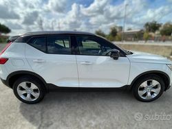Bianco Usata 2018 Volvo XC40 Momentum SUV | 18.200 € (Buon prezzo)
