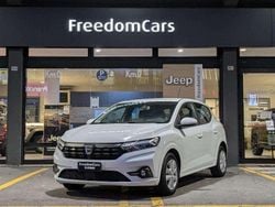 Bianco Usata 2021 Dacia Sandero Comfort Tre volumi | 9900 € (Ottimo prezzo)
