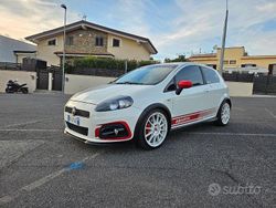 Bianco Usata 2009 Abarth Grande Punto Due volumi | 12.000 € (Buon prezzo)