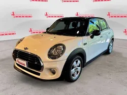 Bianco Usata 2016 Mini Cooper Due volumi | 13.900 € (Buon prezzo)
