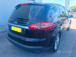 Nero Usata 2012 Ford S-MAX Titanium Monovolume | 7900 €