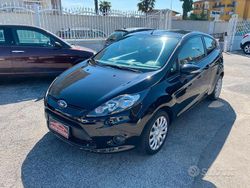 Nero Usata 2009 Ford Fiesta Due volumi | 3990 € (Buon prezzo)