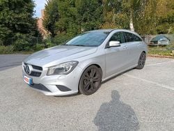 Argento Usata 2015 Mercedes CLA200 Tre volumi | 11.900 € (Buon prezzo)