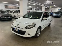 Bianco Usata 2012 Renault Clio IV Tre volumi | 4990 € (Buon prezzo)