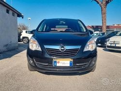 Nero Usata 2012 Opel Meriva Cosmo Monovolume | 4000 € (Buon prezzo)