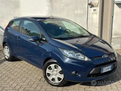 Blu Usata 2010 Ford Fiesta Titanium Due volumi | 3000 € (Buon prezzo)