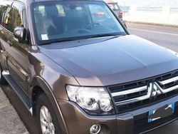 Usata 2009 Mitsubishi Pajero Edition SUV | 24.900 € (Molto cara)