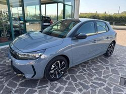Grigio / pastello Usata 2024 Opel Corsa Tre volumi | 16.900 € (Cara)