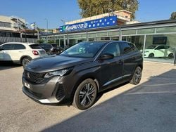 Grigio Usata 2022 Peugeot 3008 Allure SUV | 20.999 € (Buon prezzo)