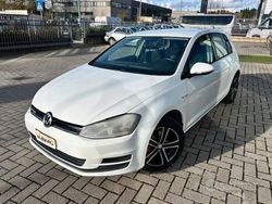 Bianco Usata 2015 VW Golf Trendline Tre volumi | 6500 € (Ottimo prezzo)