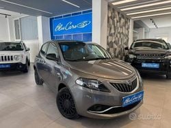 Grigio Usata 2022 Lancia Ypsilon Silver Due volumi | 9500 € (Ottimo prezzo)