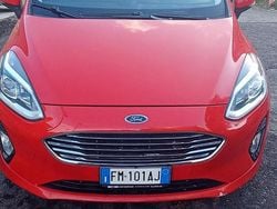 Usata 2017 Ford Fiesta Tre volumi | 9900 € (Buon prezzo)