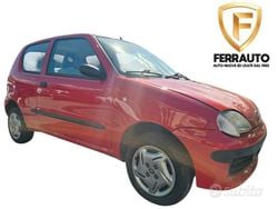 Rosso Usata 2005 Fiat 600 Due volumi | 2900 € (Molto cara)
