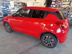 Rosso Usata 2020 Suzuki Swift Tre volumi | 15.900 € (Cara)