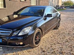 Usata 2009 Mercedes E250 Avantgarde Coupé | 9900 € (Buon prezzo)