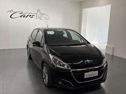 Blu Usata 2016 Peugeot 208 Active Due volumi | 6000 € (Buon prezzo)
