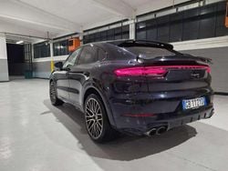 Blu/azzurro Usata 2020 Porsche Cayenne Coupe Coupé | 57.900 € (Molto cara)