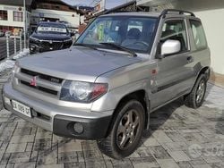 Grigio Usata 2000 Mitsubishi Pajero SUV | 5000 € (Ottimo prezzo)