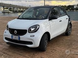 Bianco Usata 2019 Smart ForFour Electric Drive Prime Tre volumi | 7350 € (Super prezzo)