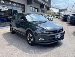 Grigio pastello Usata 2021 VW Polo Business Tre volumi | 10.900 € (Super prezzo)