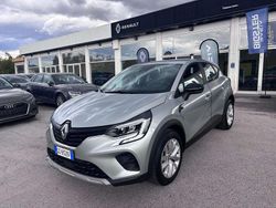 Argento Usata 2022 Renault Captur Zen SUV | 18.400 € (Buon prezzo)