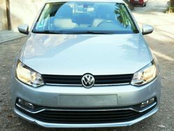 Argento Usata 2014 VW Polo Comfortline Tre volumi | 9200 € (Buon prezzo)