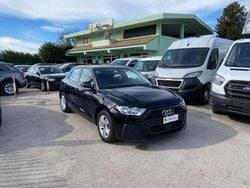 Nero Usata 2022 Audi A1 Business Tre volumi | 19.490 € (Buon prezzo)